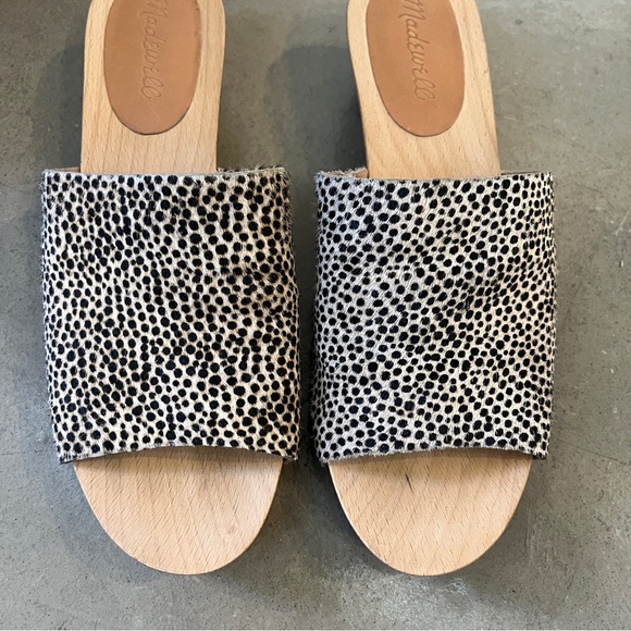 Madewell Evelyn Clog Slide Sandals in Calf Hair - Picture 4 of 6
